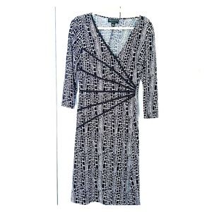 Connected  dress. 3/4 sleeve. Size 12